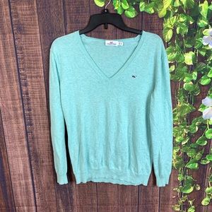 Vineyard Vines: v neck pull over-196